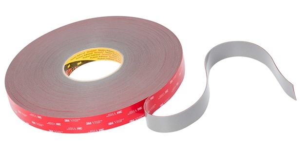 3M Adhesive Transfer Tape Double Linered 8132LE, Clear, 24 in x 36 In,2 mil, 100 Sheets per Case